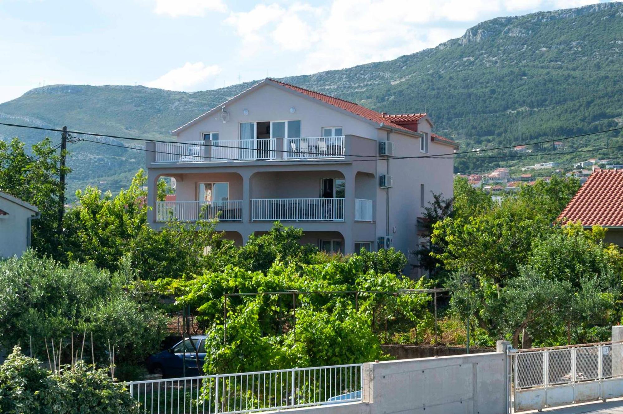 Apartment Sunshine, Sunrise, Sunset Kaštela Екстериор снимка